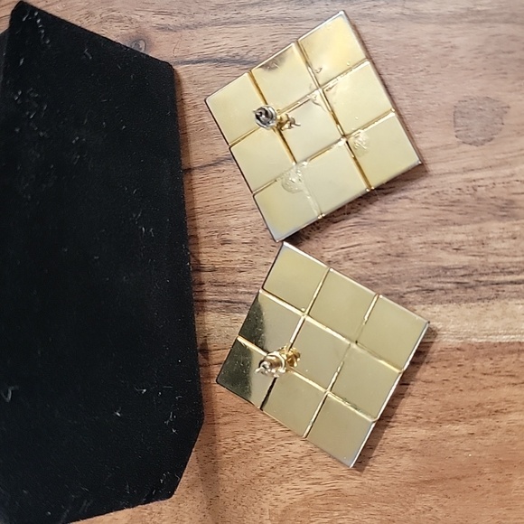 Vintage Black White Checker Acrylic Pierced Earrings - Picture 4 of 7